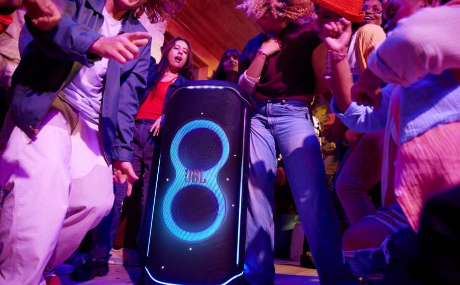JBL PartyBox Ultimate Un jeu de lumière dynamique et multidimensionnel - Image