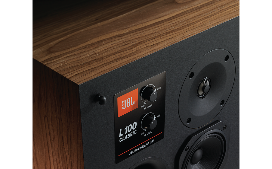 L100 Classic Placage de bois de noyer satiné véritable. - Image